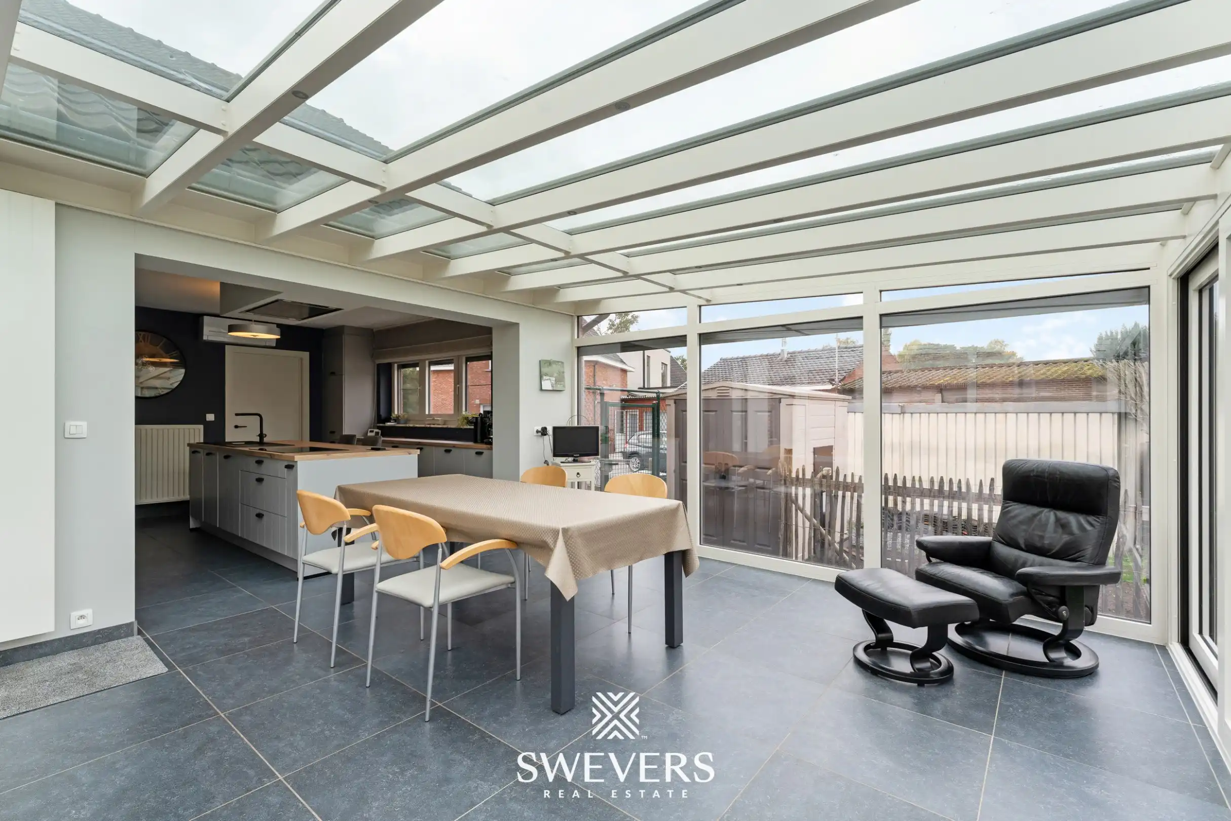 Ruime instapklare woning (248 m²) met hoogwaardige afwerking en zonnige tuin foto 7