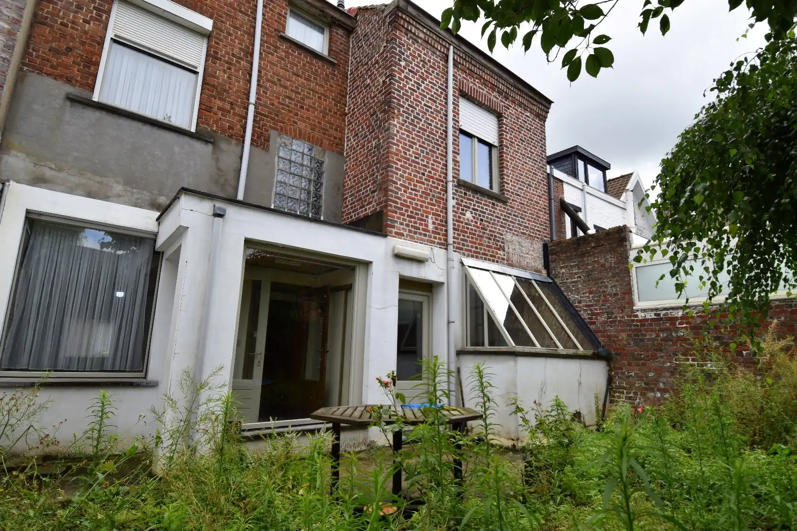 Ruime 3-slaapkamerwoning met bovenliggend appartement (woning) te koop in centrum-Kortrijk foto 15