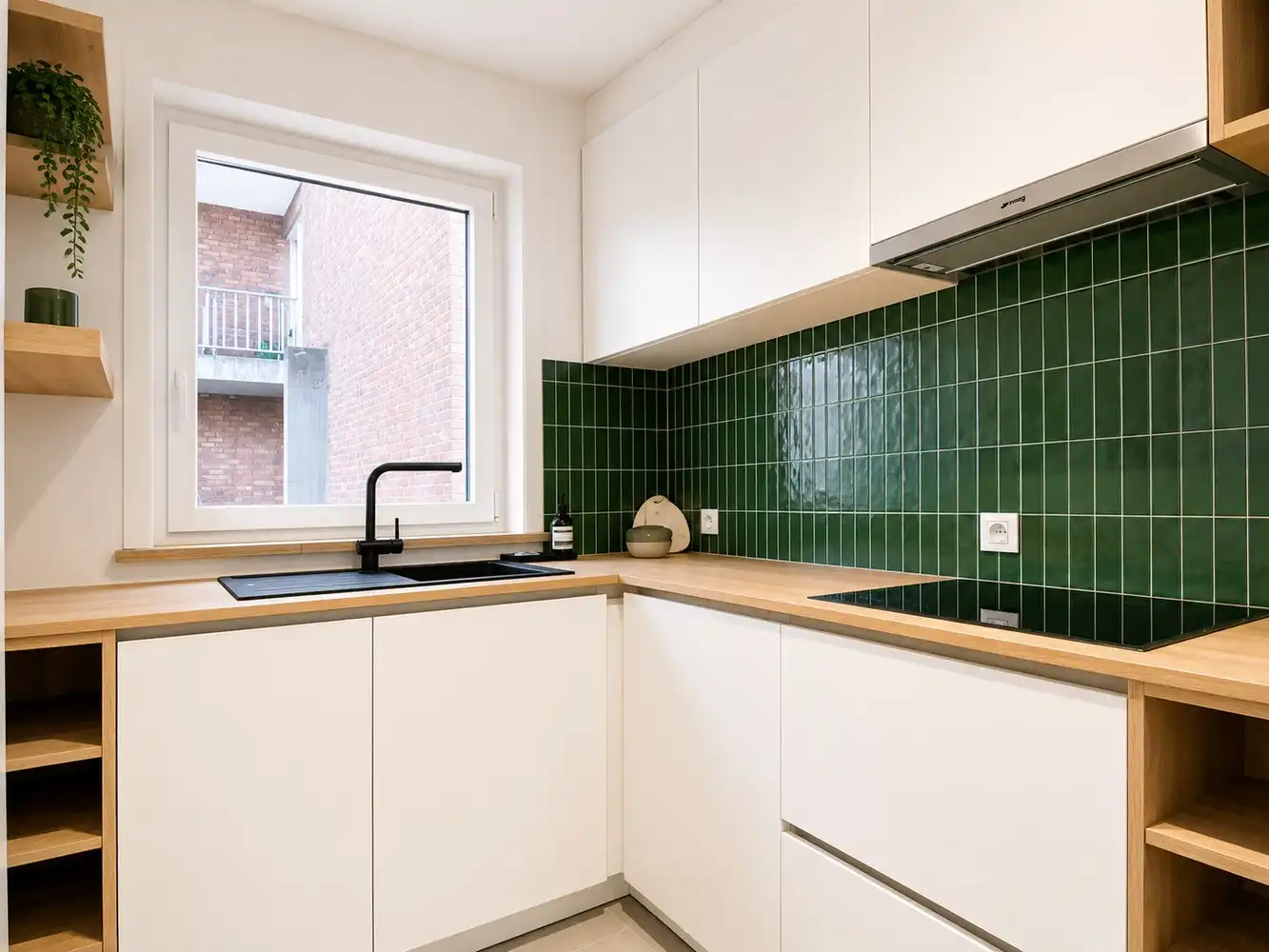 Instapklaar appartement met terras nabij het Zuidpark foto 4