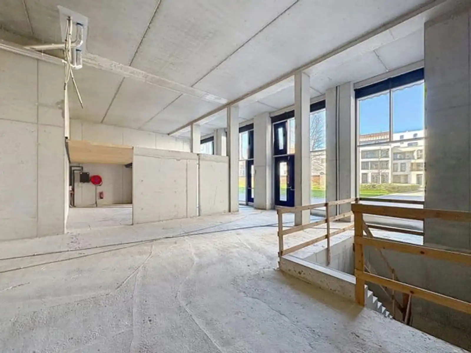 Nieuwbouw polyvalente ruimte 666 m² in Antwerpen foto 3