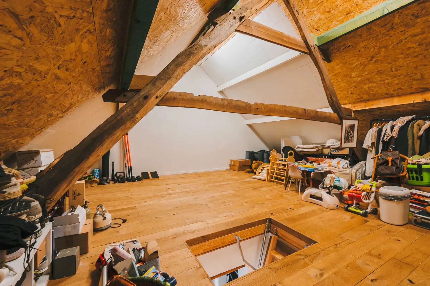 Prachtig gerenoveerde woning met 3 slaapkamers en stadstuin foto 25