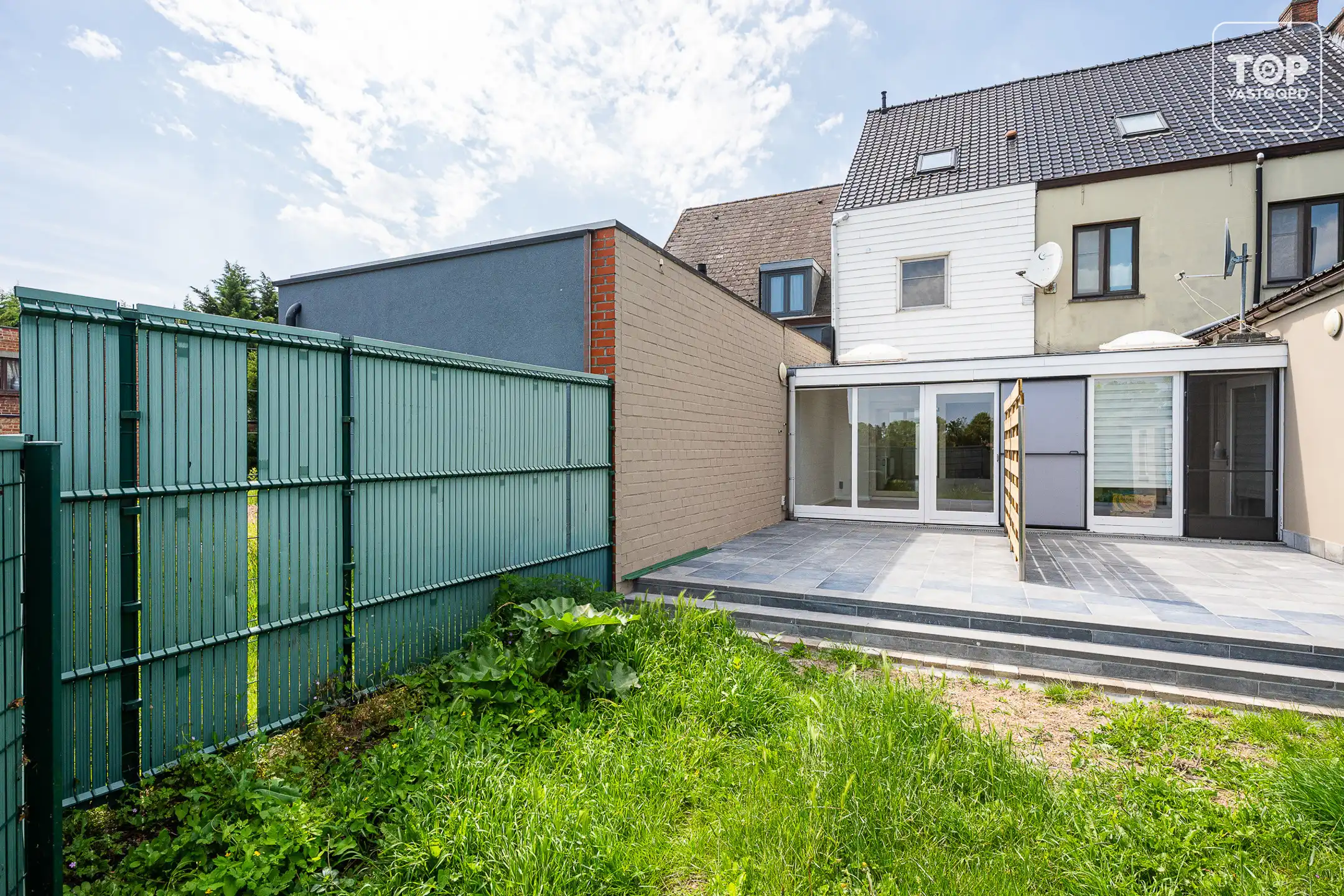 Instapklare woning met 3 slaapkamers en open zicht op de velden foto 23