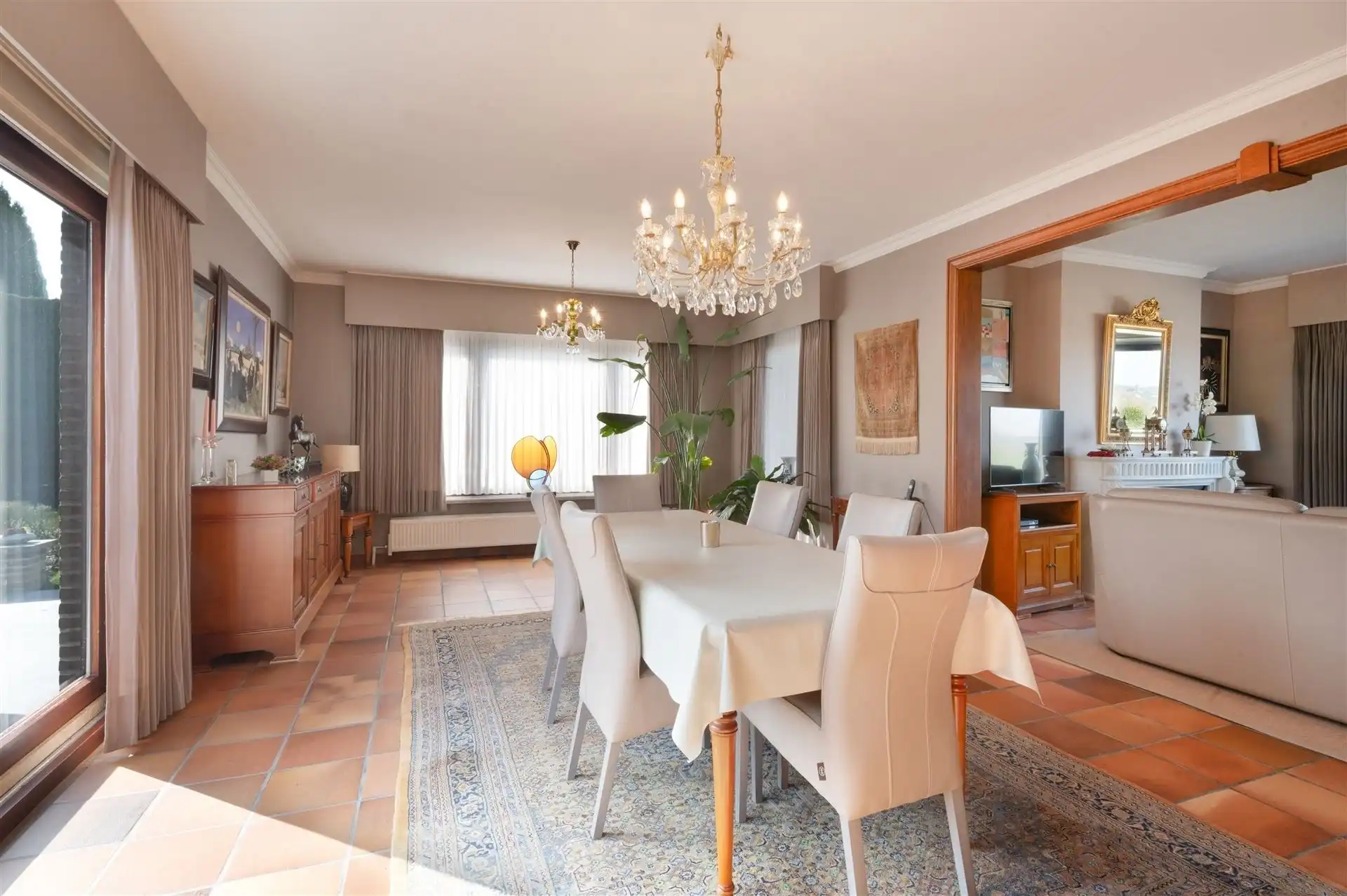 Ruime villa met prachtig uitzicht foto 5