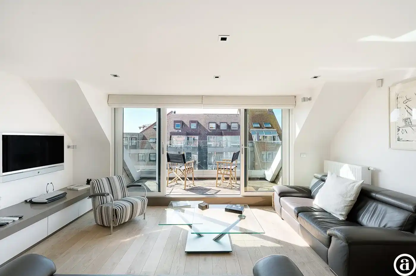 Moderne duplex met ruime terrassen nabij strand foto 7