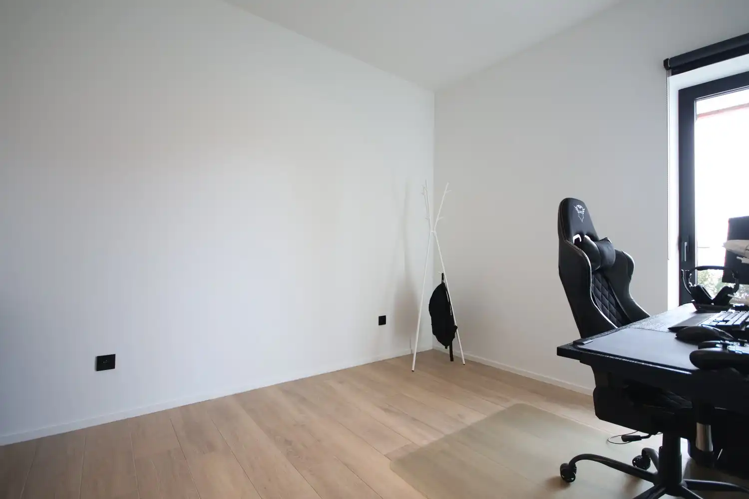 Zeer gunstig gelegen gelijkvloers appartement in Gingelom foto 11