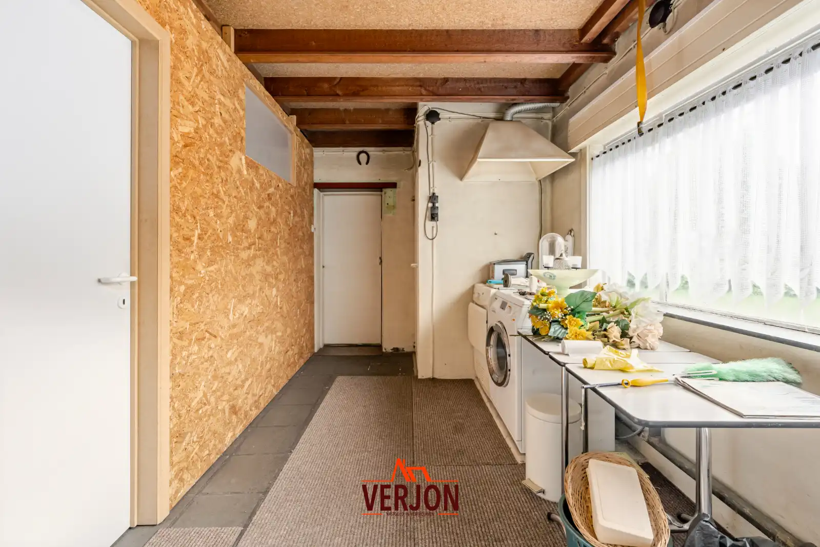 Kijkdag 30/05/2026! Eigendom met commerciële visibiliteit en veel potentieel foto 8