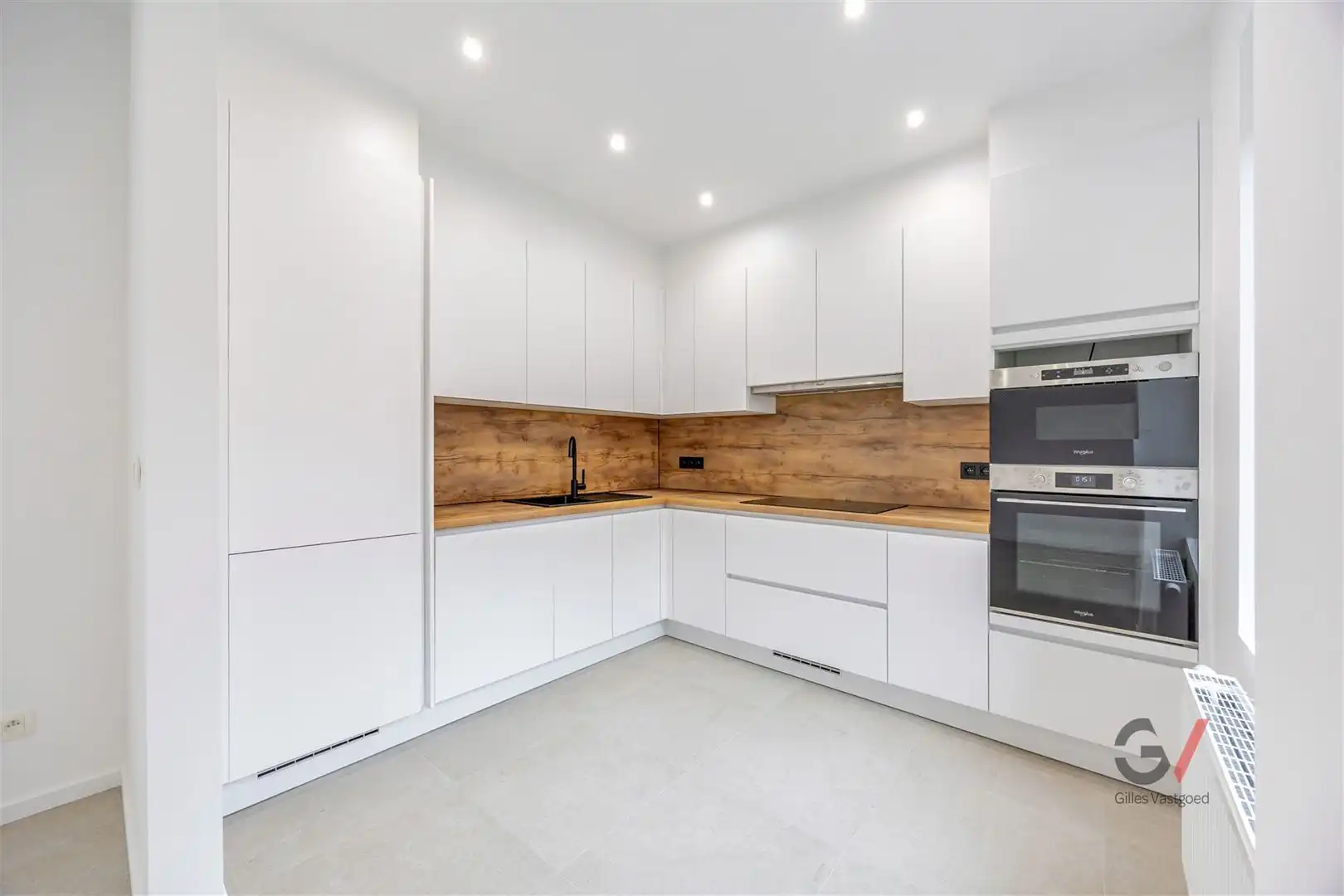 Gerenoveerde woning foto 9
