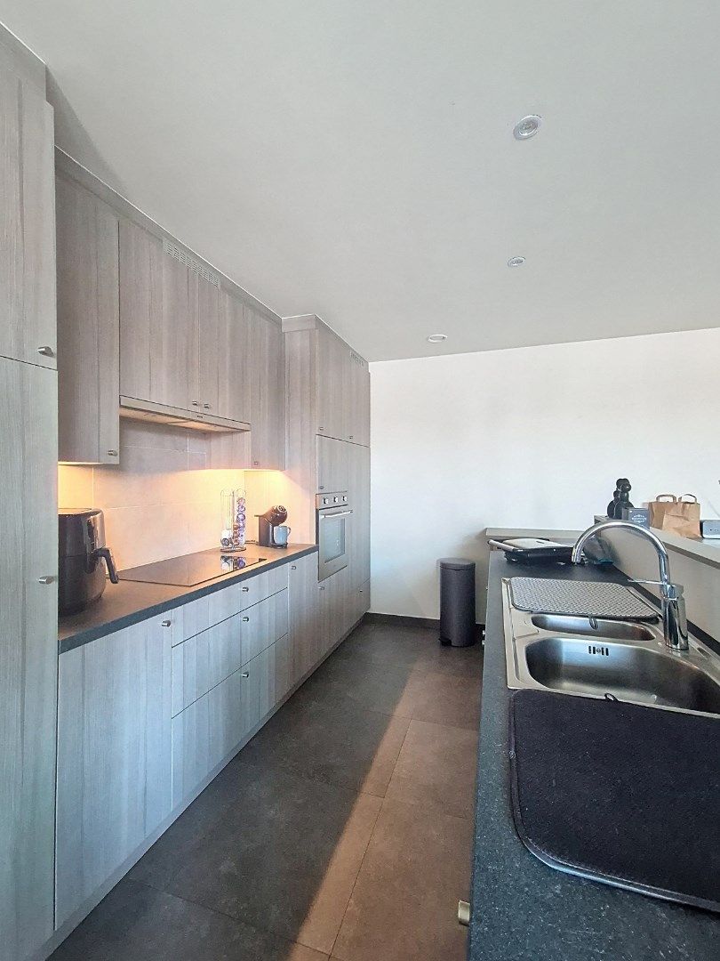 Appartement met 2 slpks en garage foto 7