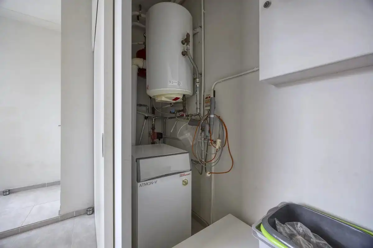 OPBRENGSTEIGENDOM BESTAANDE UIT TWEE RUIME EN VERHUURDE APPARTEMENTEN IN HERK-DE-STAD foto 27