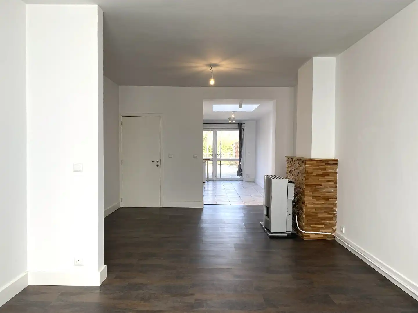 RIJWONING MET 3 SLAAPKAMERS EN TUIN NABIJ HET CENTRUM foto 3