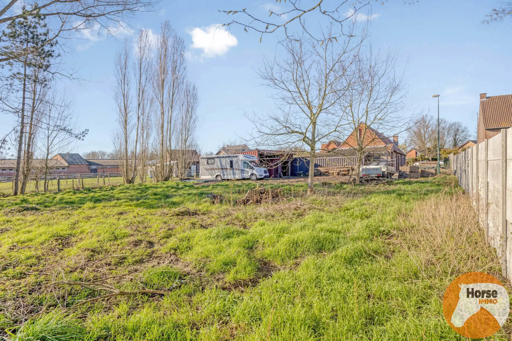 LOKEREN - Ruime, te renoveren woning met opslagmogelijkheden foto 53