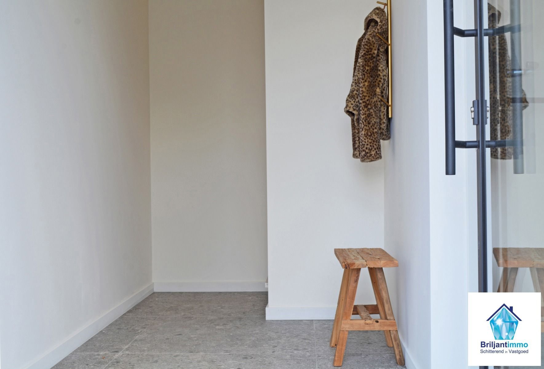 Instapklare BEN Woning met 4 slaapkamers,ruime tuin en oprit foto 3