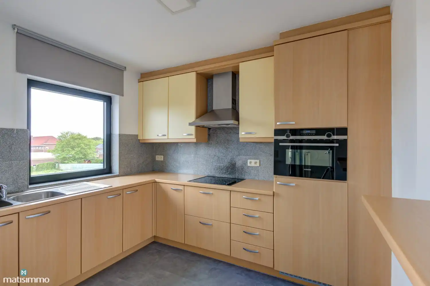 DUPLEXAPPARTEMENT MET 2 SLAAPKAMERS, 2 TERRASSEN EN GARAGEBOX AAN HET CENTRUM VAN BILZEN foto 5