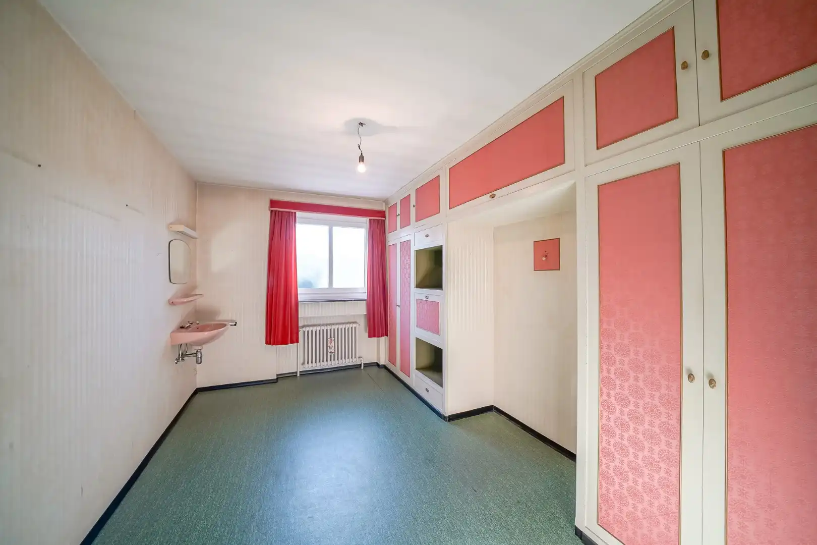  Statige villa uit de jaren ‘65 met zuidgerichte tuin in hartje Oudenburg. foto 21