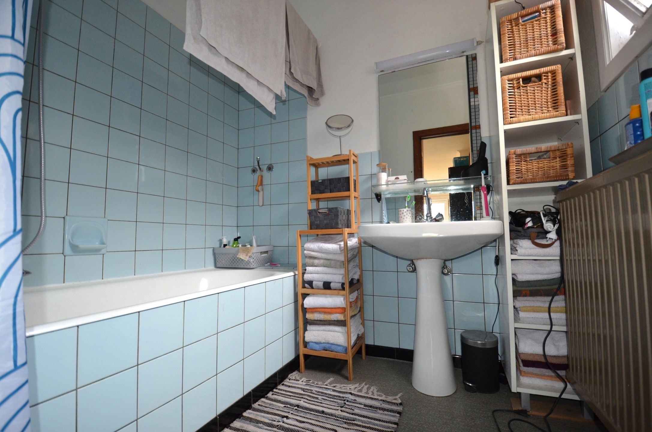 Renovatiewoning op unieke locatie foto 9