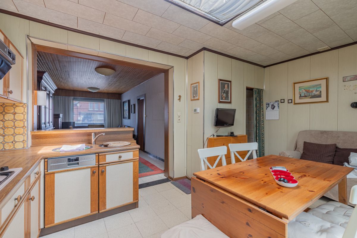Rijwoning met uitweg foto 5