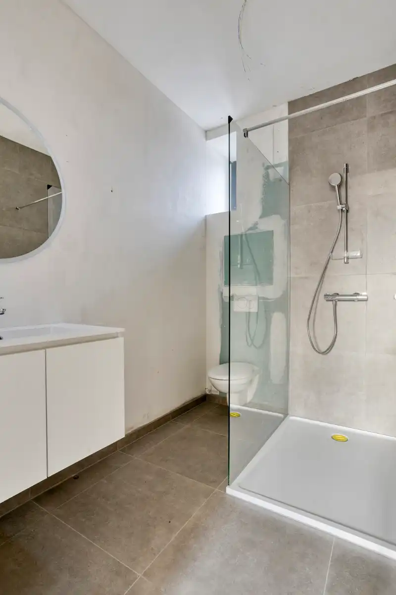 Ruime energiezuinige woning onder registratierechten foto 15