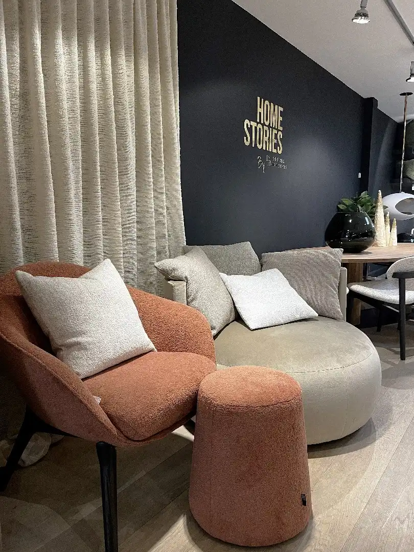 Centraal gelegen handelspand Lippenslaan 132 foto 6