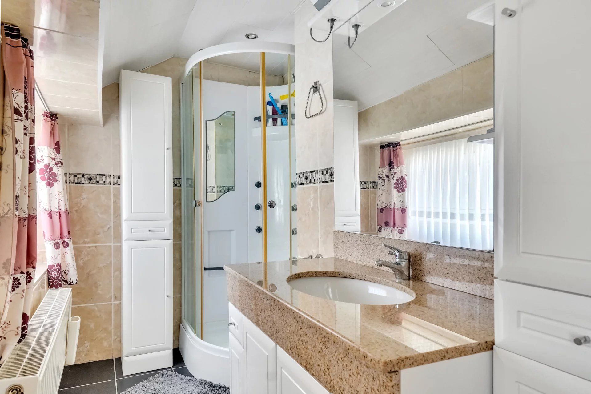 Charmante woning in Gingelom foto 12