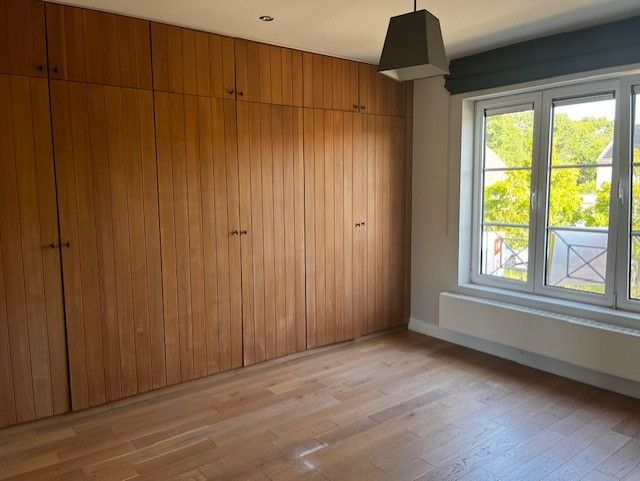 Knap twee slaapkamer appartement met ondergrondse staanplaats foto 8