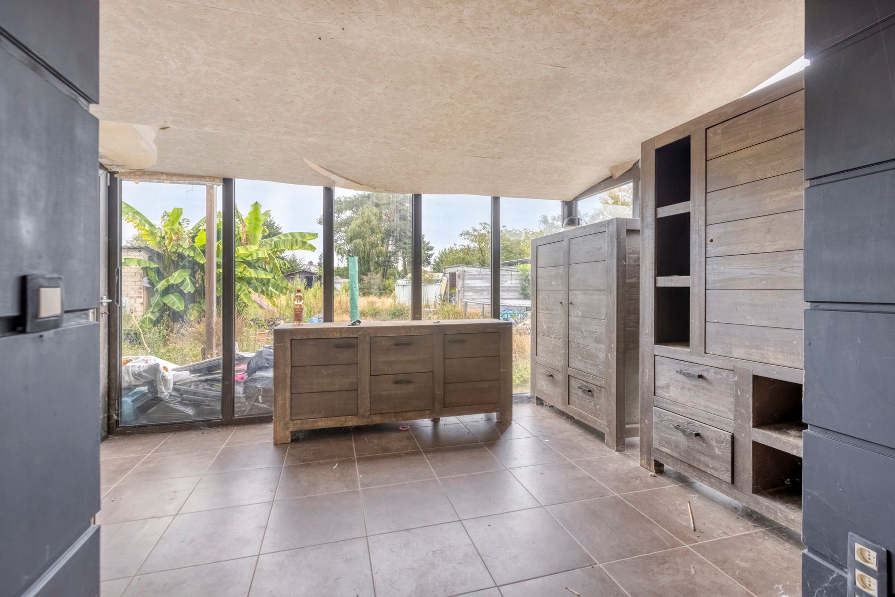 Half vrijstaande woning met 3 slaapkamers foto 6