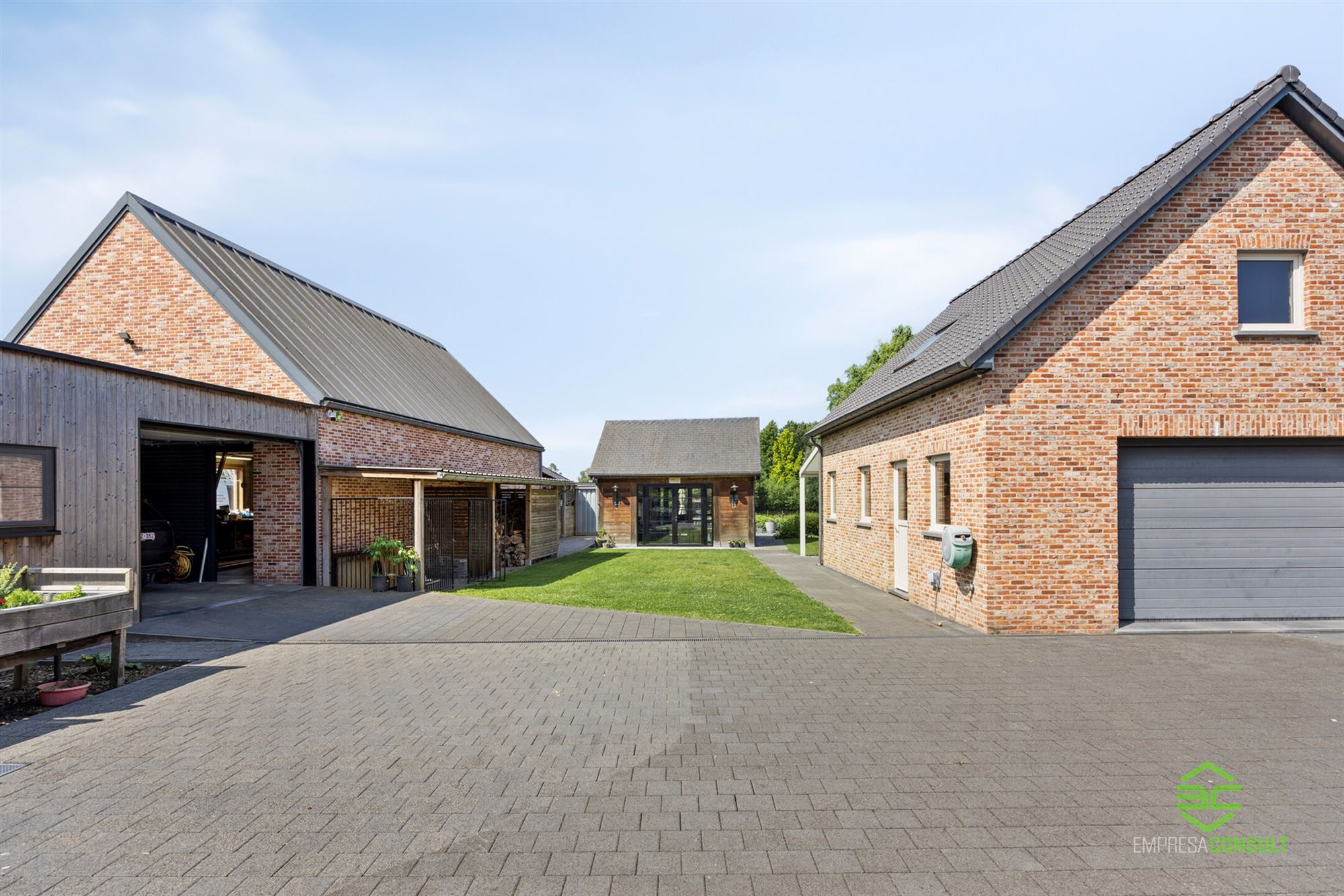 Instapklare woning met aparte garage en werkplaats van 150m² in Schulen! foto 26