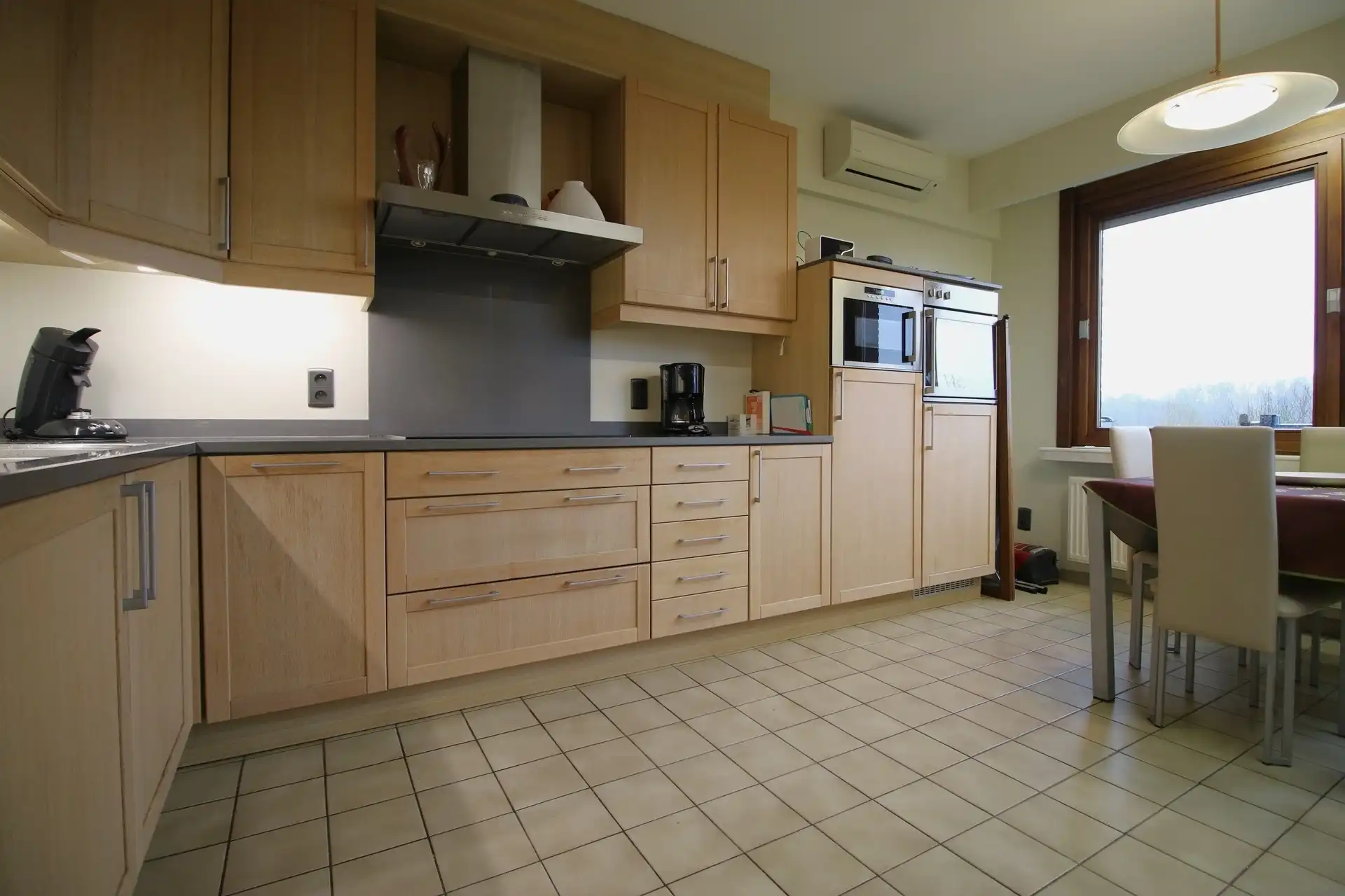 Ruime bel-étagewoning met tuin in rustige omgeving foto 6