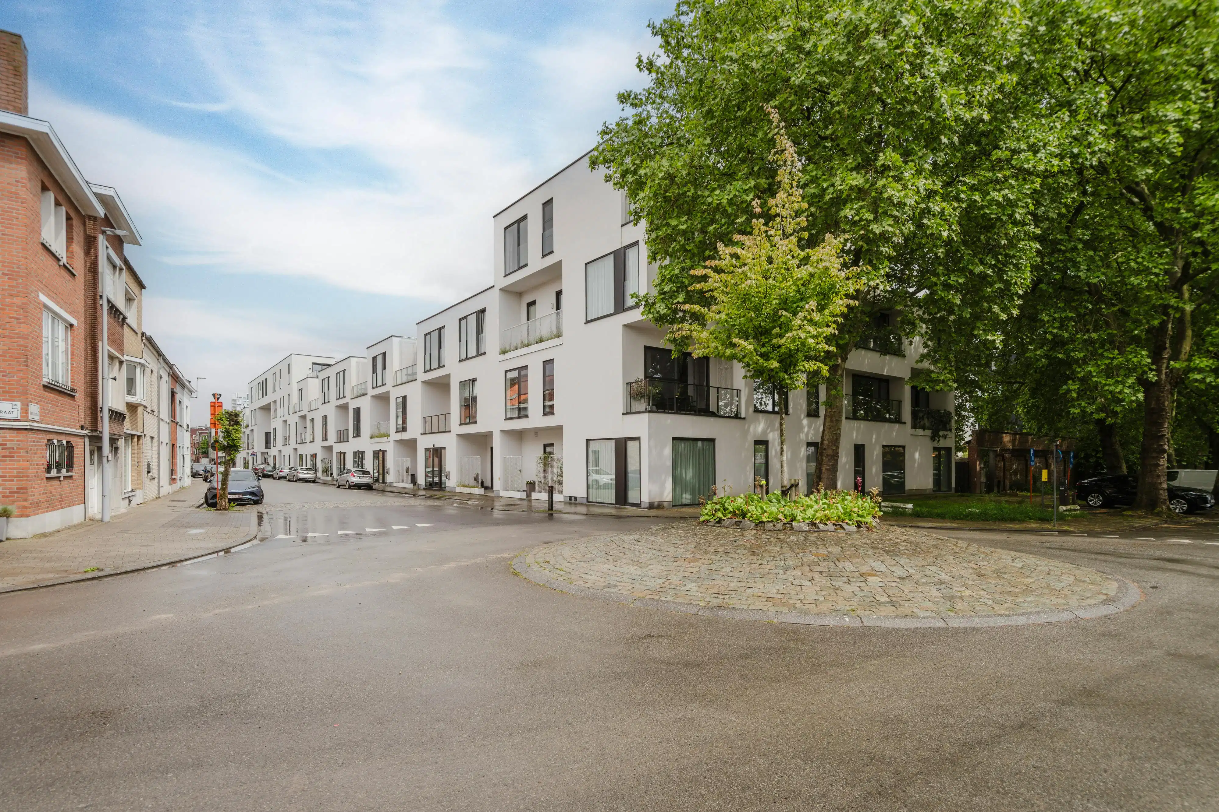 Recent huis met 4 slaapkamers en parking te koop in Kortrijk foto 19