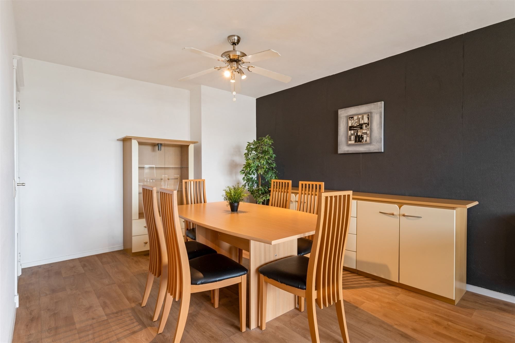 Appartement met 2 slpks en terras te Mechelen foto 3