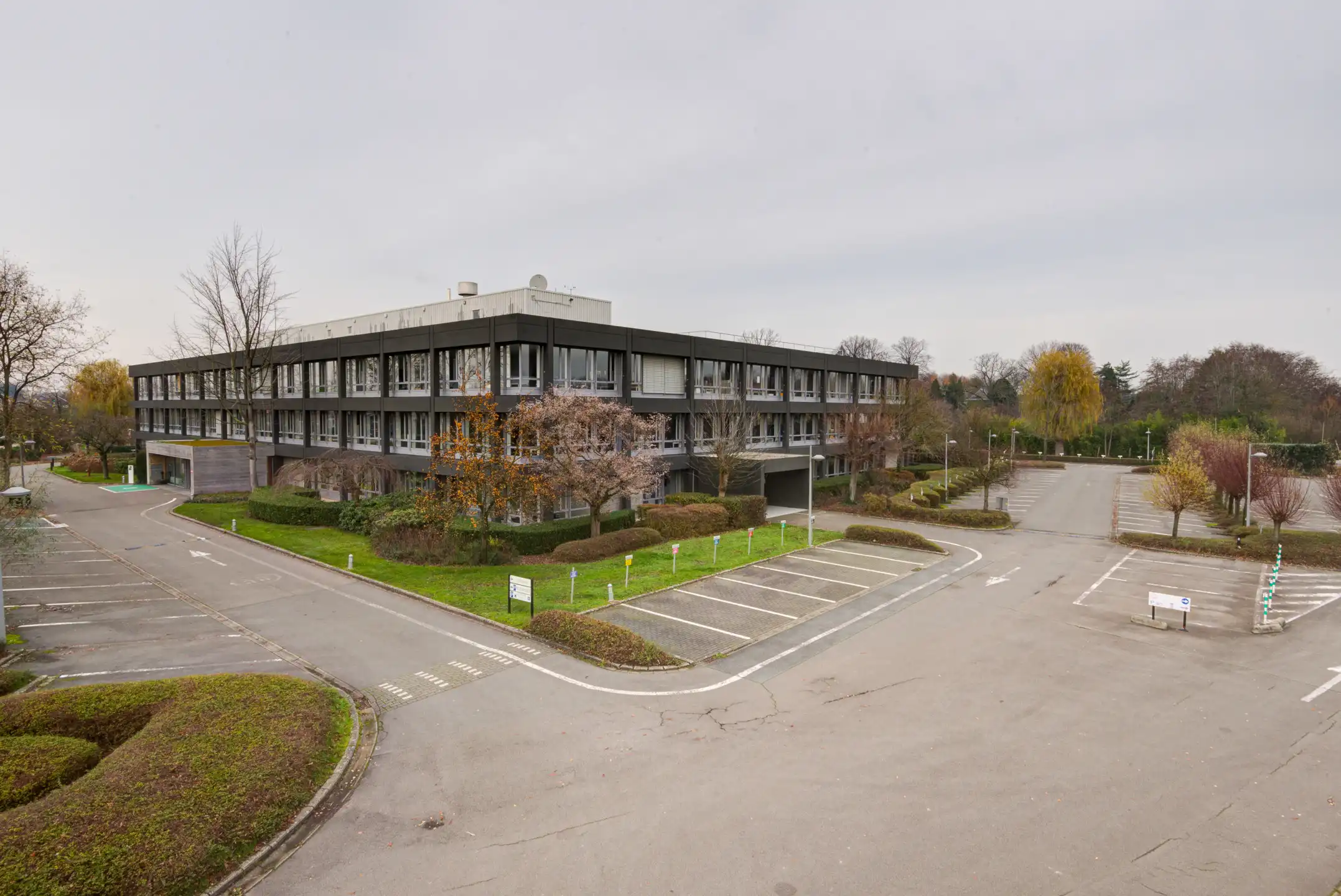 Kantoorruimte van 718m² – Prins Boudewijnlaan 41, Edegem foto 2