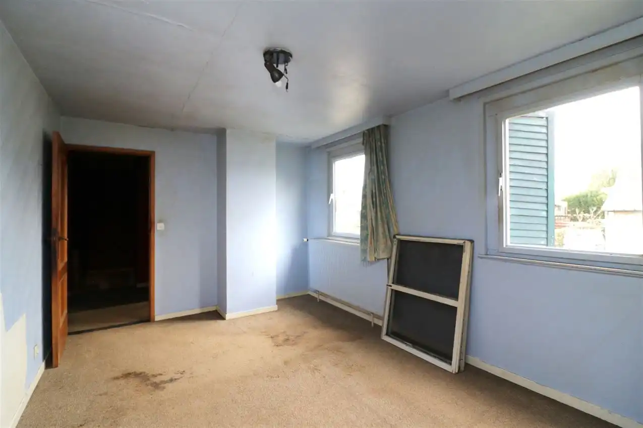 karaktervol, geliefde ligging, 6 slpk, te renoveren foto 28