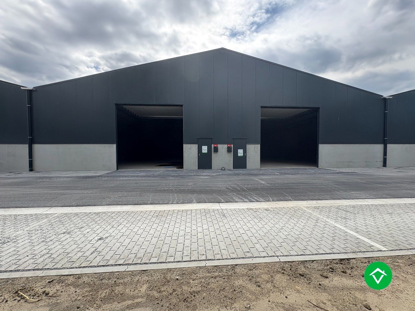 Te koop: Nieuwe KMO-units in Kortemark foto 4