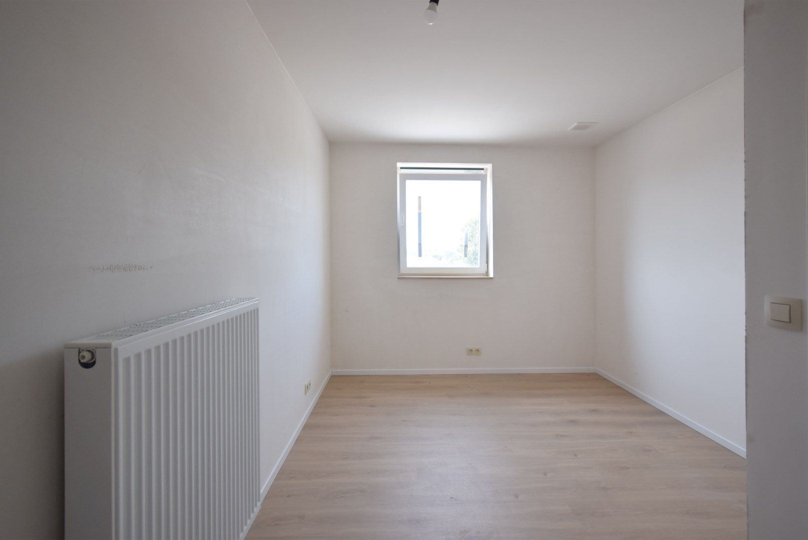NIEUWBOUWAPPARTEMENT MET TWEE SLAAPKAMERS EN TERRAS foto 6