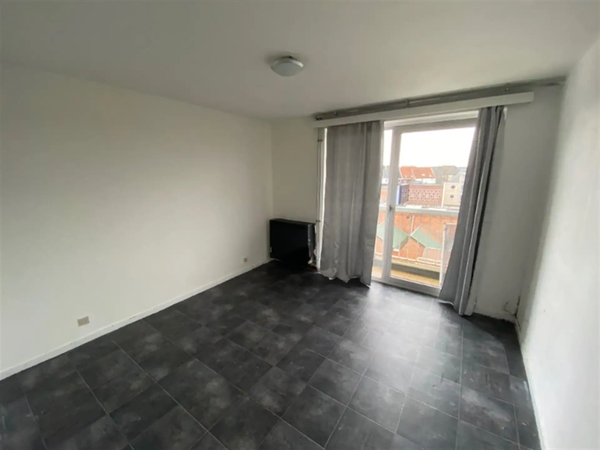 Ruim appartement met 3 slaapkamers nabij het stadspark foto 6