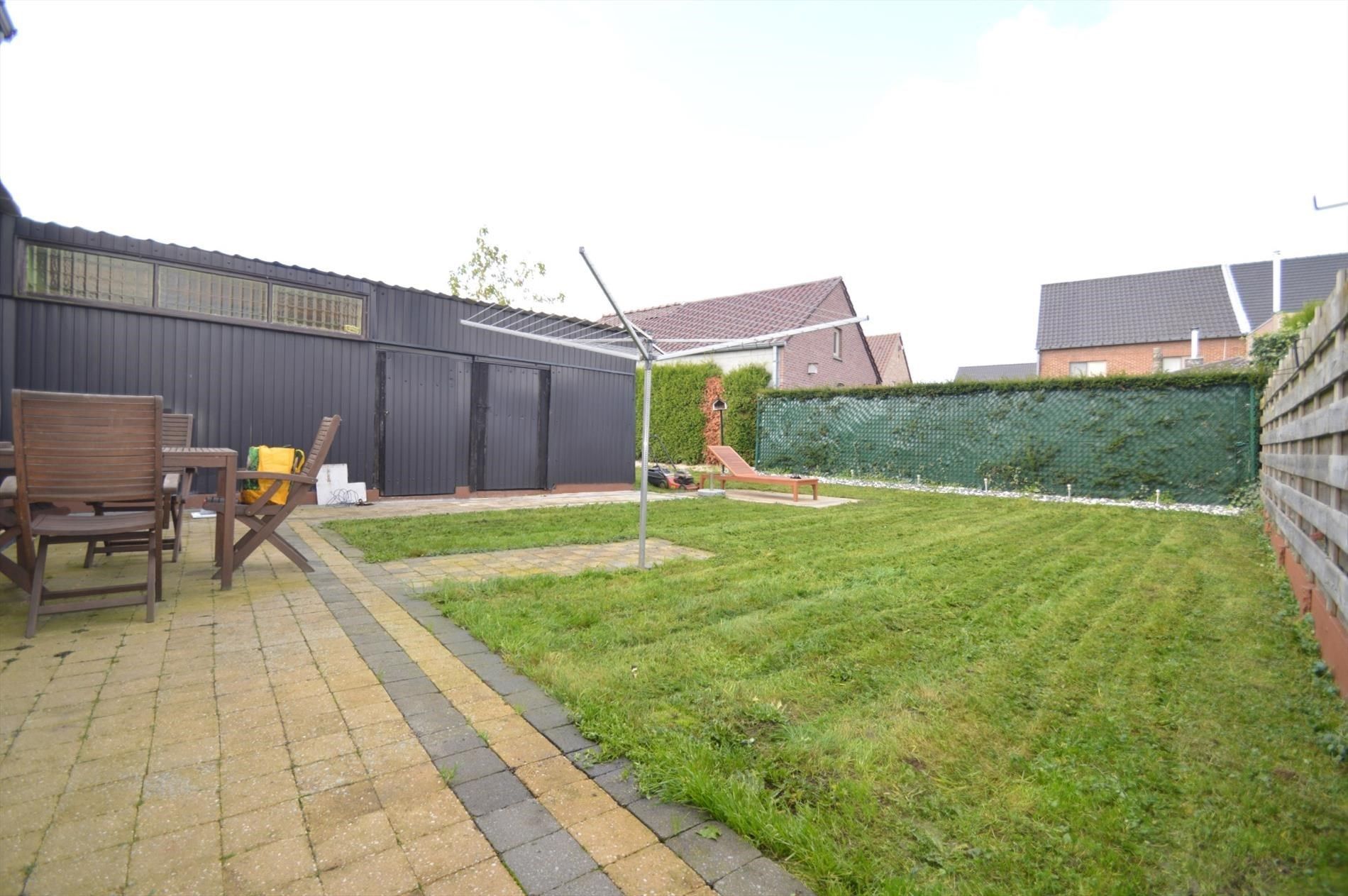 Woning in halfopen bebouwing met 3 slaapkamers, carport en tuin te Hoeselt foto 24