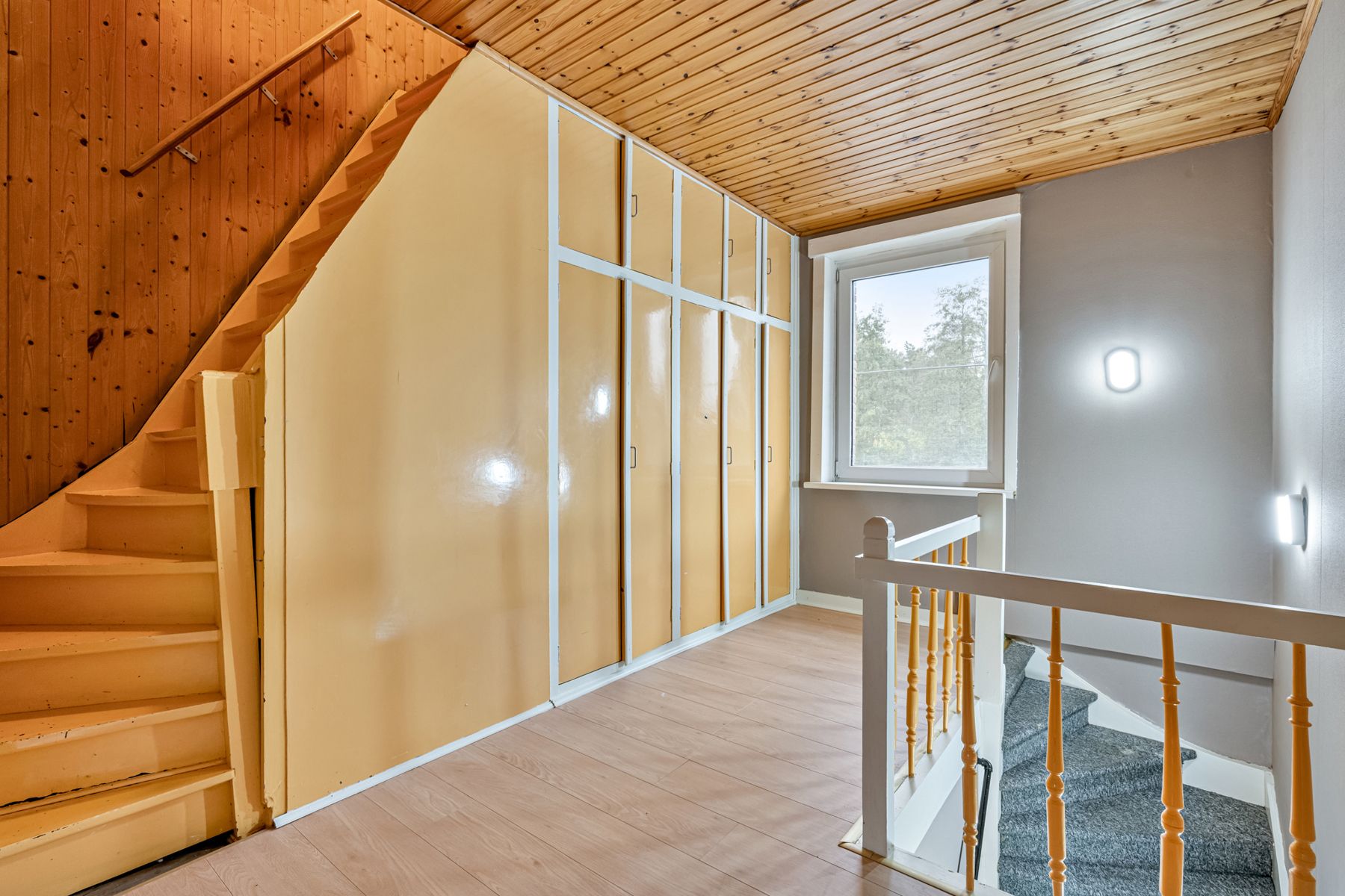 Instapklare woning met 5 slaapkamers en tuin op topligging foto 8