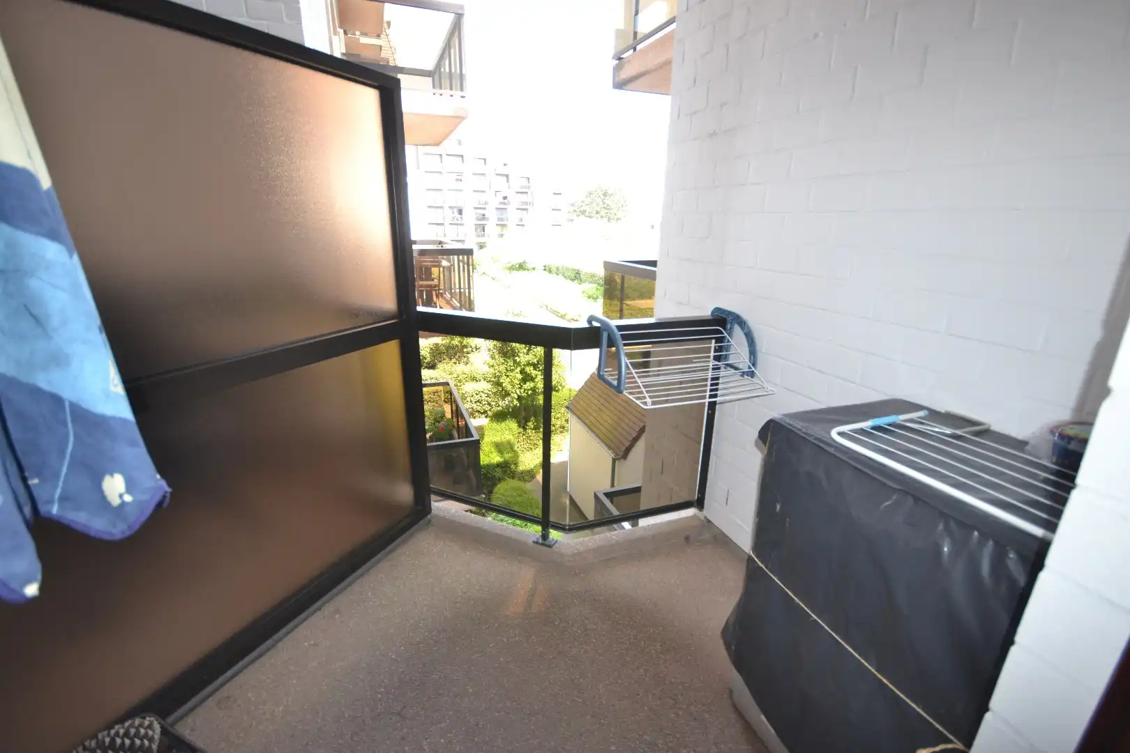 Twee slaapkamer appartement op enkele stappen van de zeedijk ! foto 7