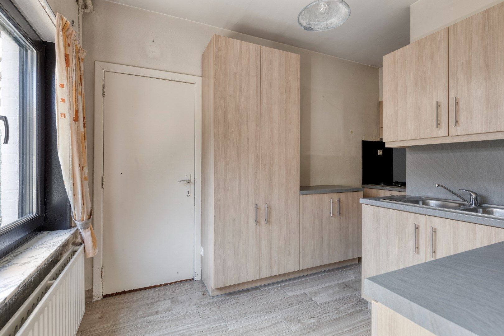 Charmante gelijkvloerse woning met 1 slaapkamer op 219 m² te Sint-Jozef Olen ! foto 5