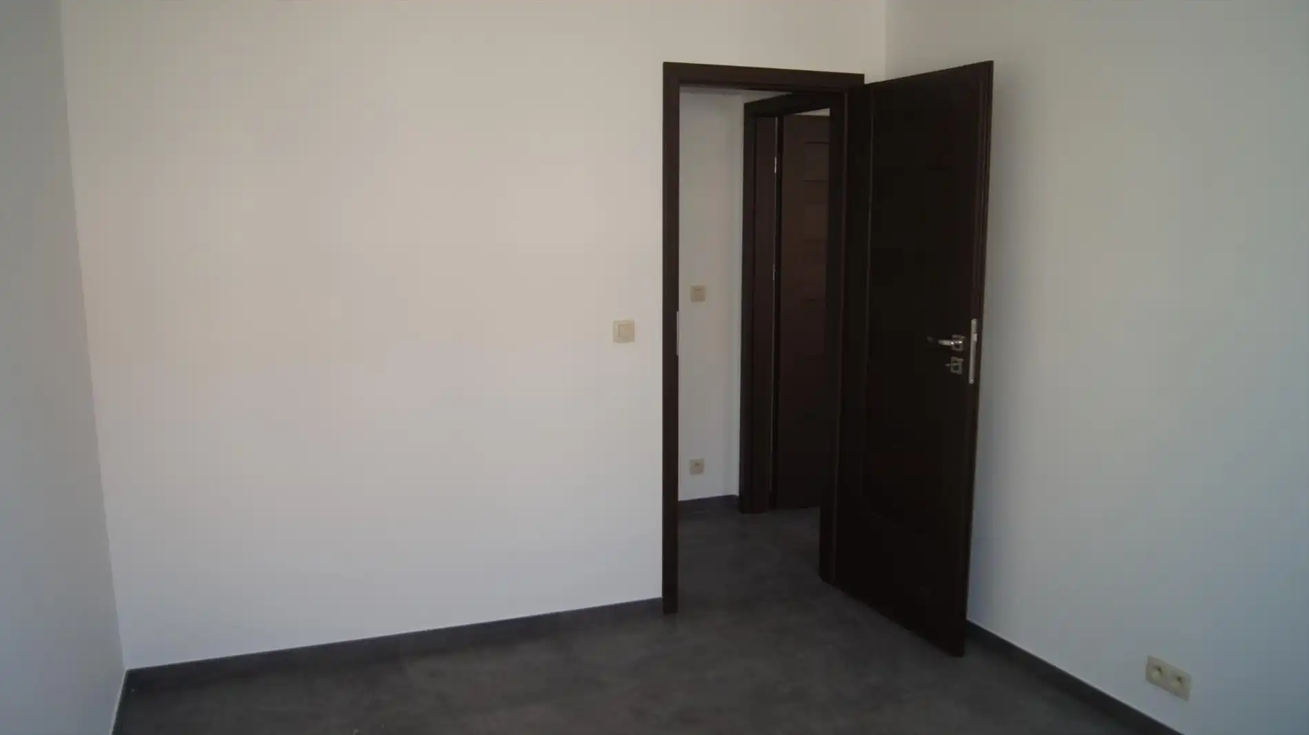 Prachtig dakapp. met 2 grote slpks pal in het centrum foto 15