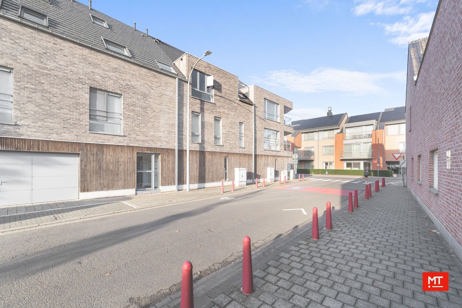 Instapklaar appartement met 2 slaapkamers en Zuidgericht terras te koop in het centrum van Zonnebeke foto 19