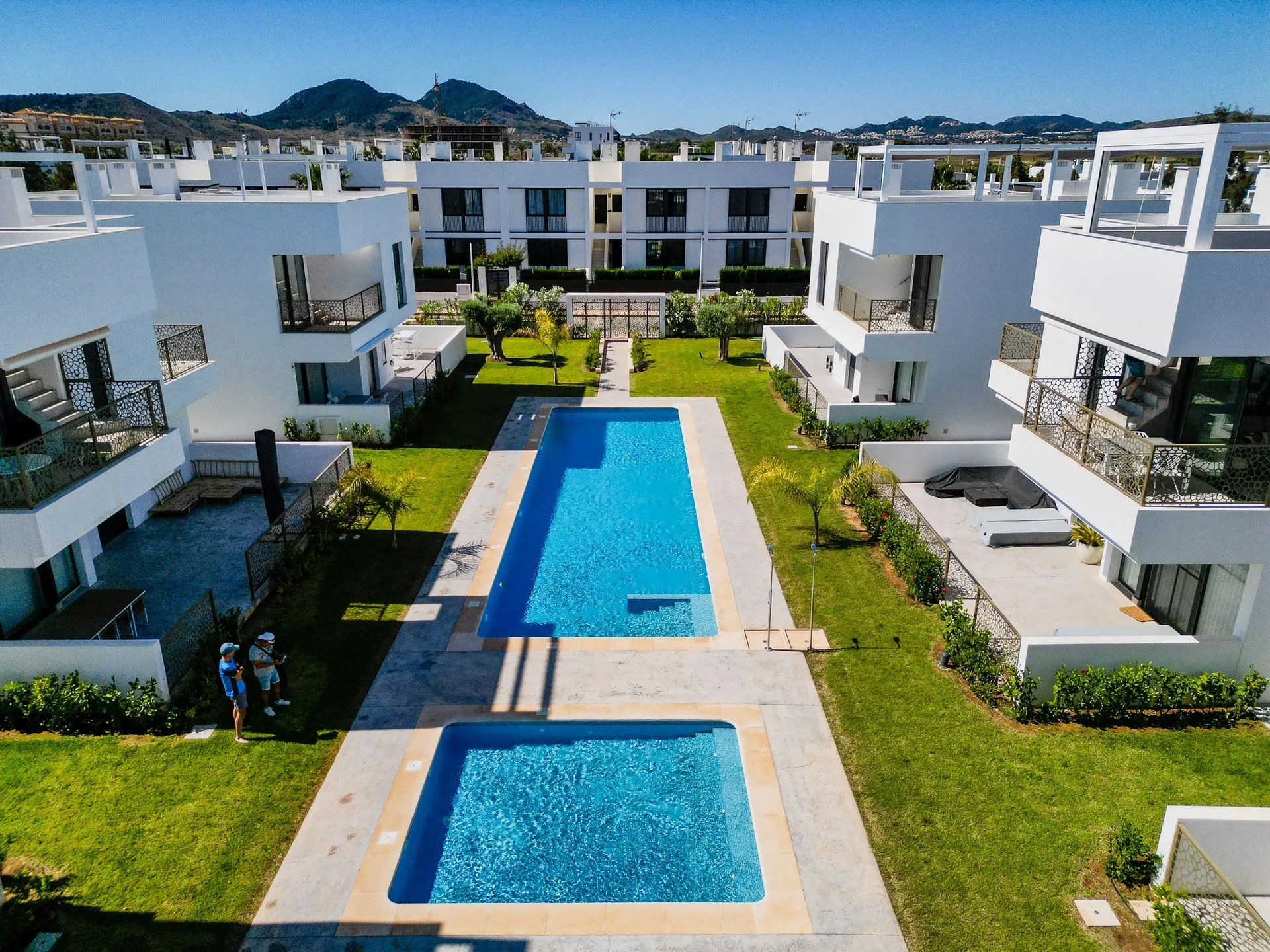 Direct genieten: instapklaar penthouse op toplocatie aan de kust foto 42