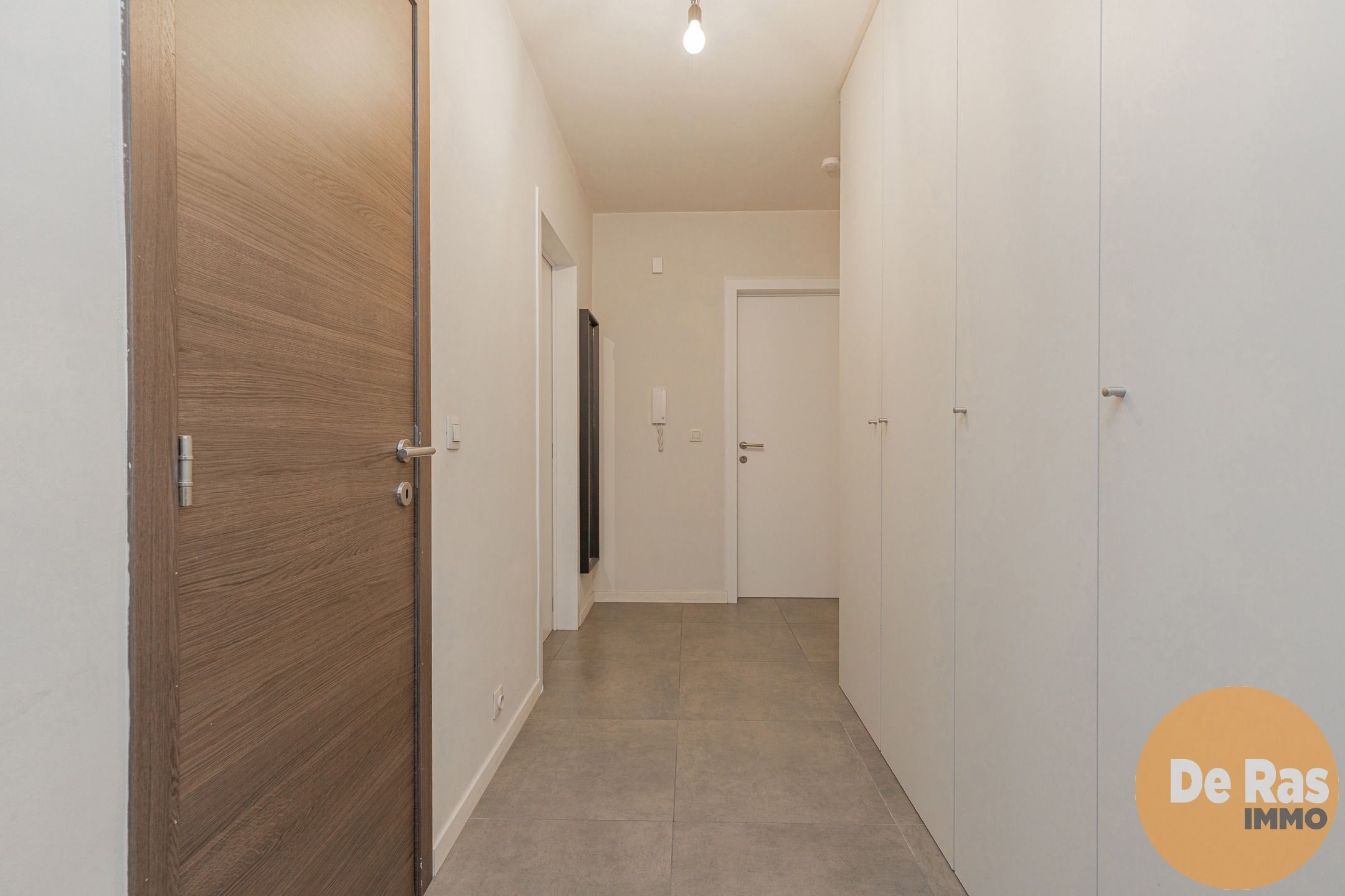 ERPE – Gerenoveerd app. met 2 slpks en terras op toplocatie foto 8