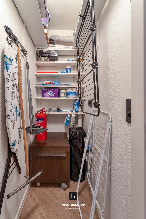 Gerenoveerd appartement/studio met slaaphoek vlak achter de zeedijk foto 12