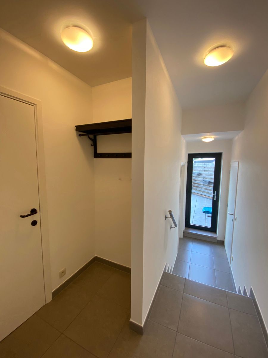 Duplex in kleinschalig gebouw met 2 slpk en terras foto 2