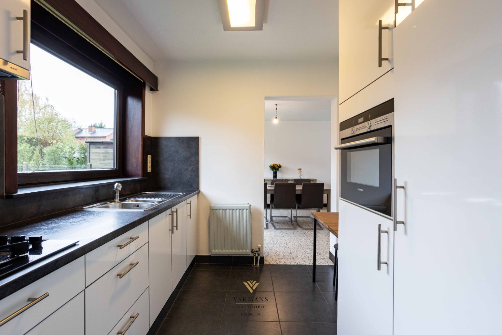 Instapklare woning met garage en 3 slaapkamers foto 19