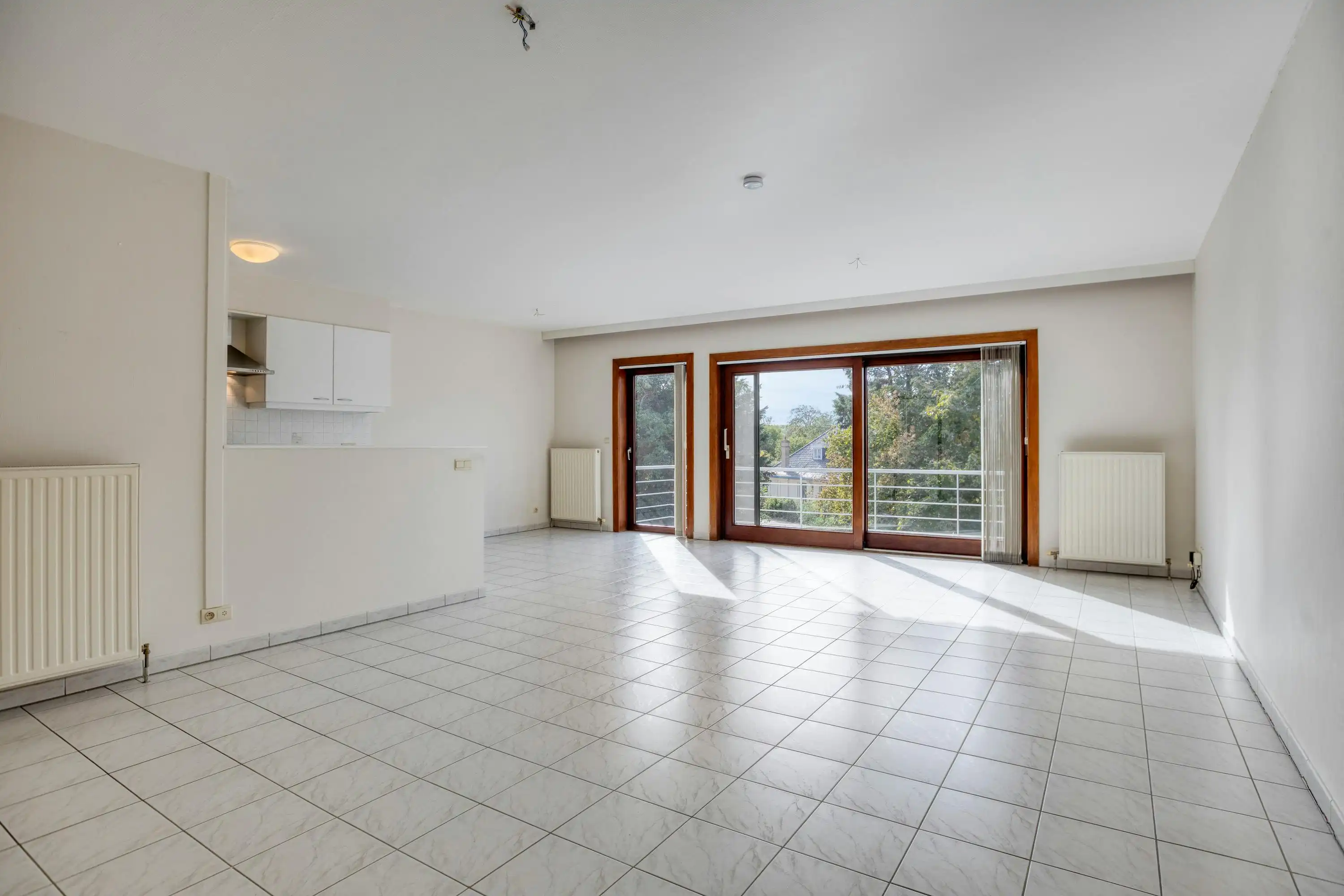 Ruim appartement (104m²) met twee slaapkamers te koop! foto 4