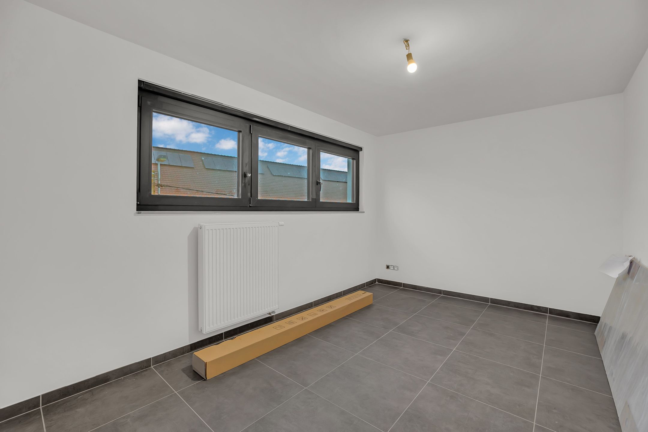 Nieuwbouwwoning met 3 slpkmr en ruime tuin op goede locatie! foto 10