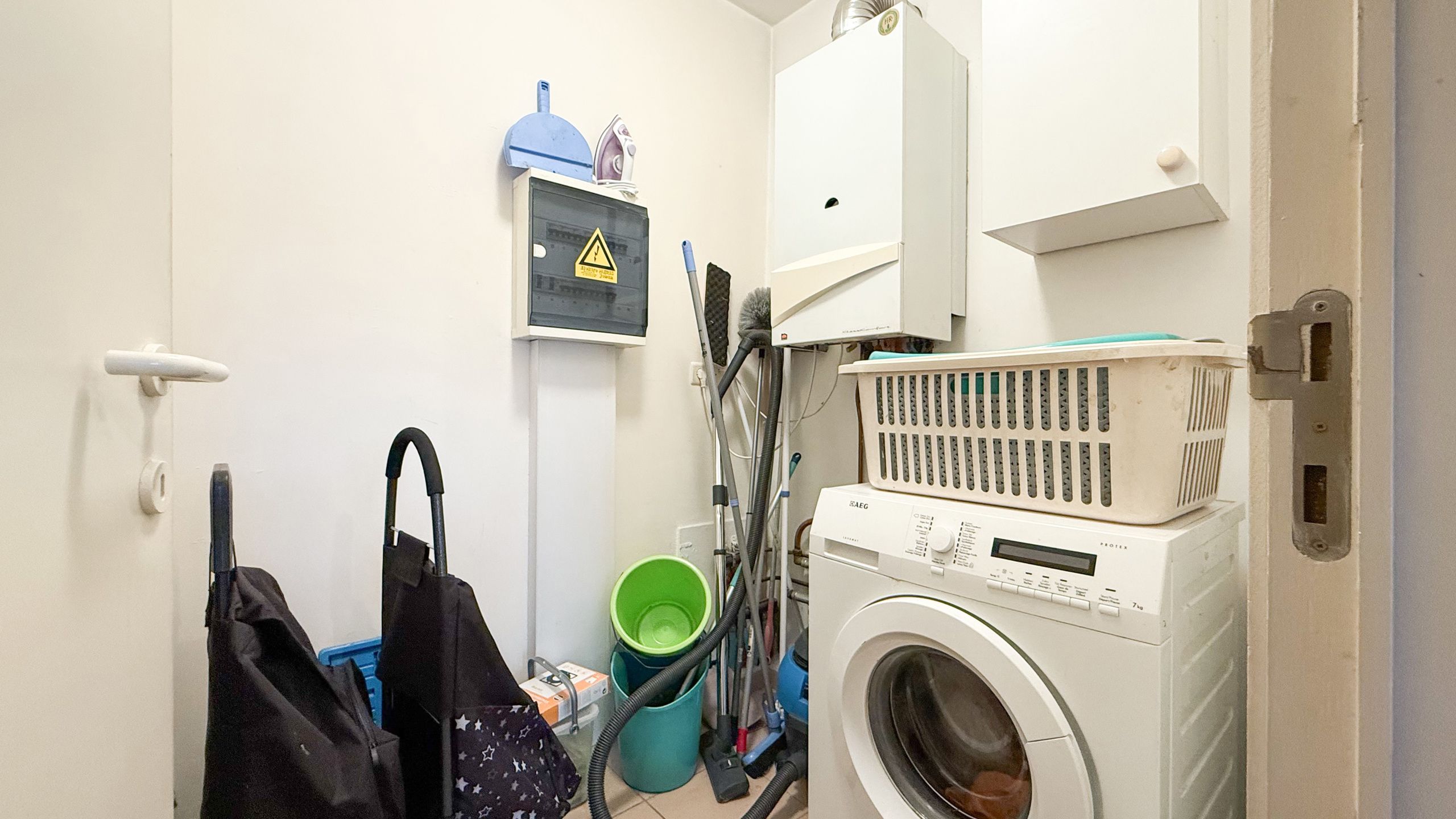 Instapklaar app 2-slpk. met 2 terrassen en garage in Heusden foto 12