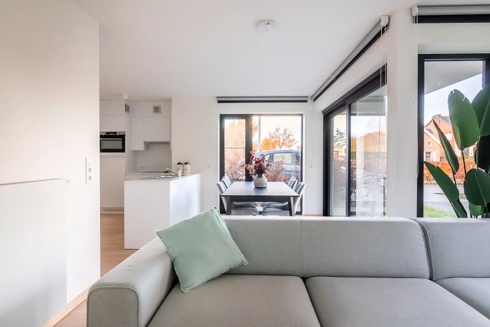Zorgeloos wonen in stijl: instapklare serviceflat in Residentie Stuyvenberg foto 3