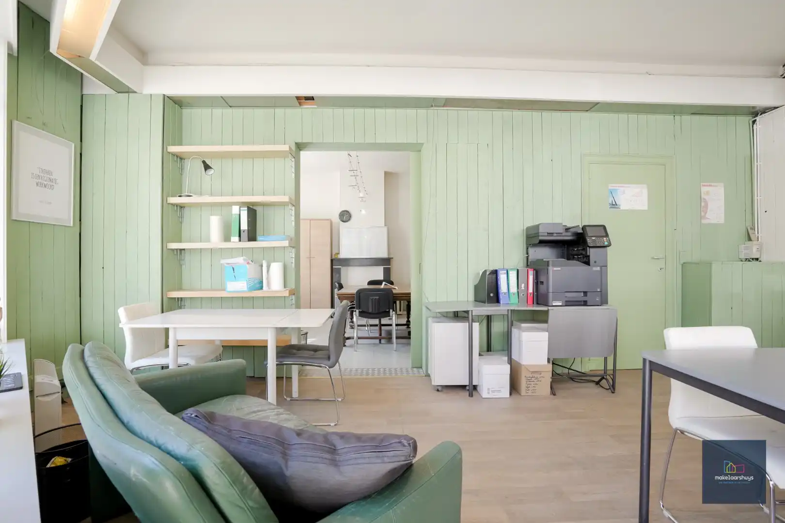 Karaktervolle eigendom met handelsruimte en renovatiepotentieel foto 7